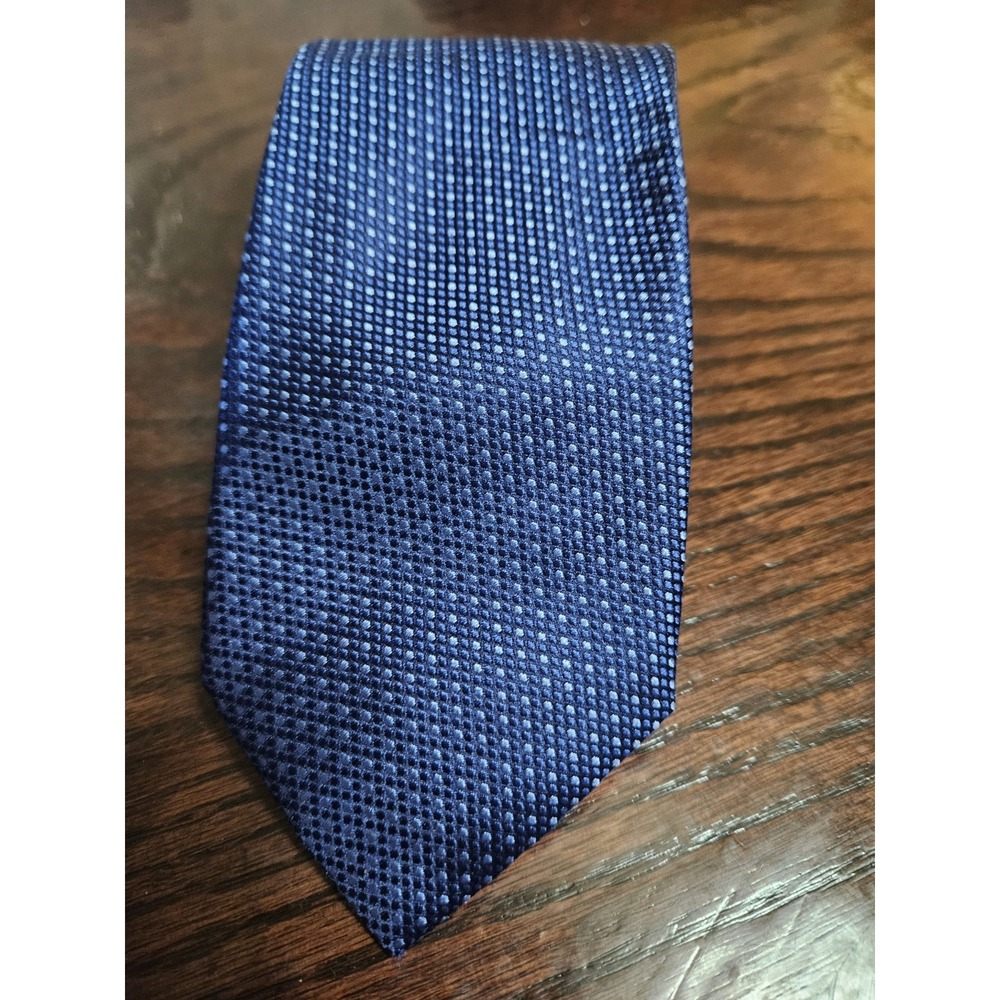 Hugo Boss Men Blue Silk Micro Pattern Tie Made in Italy 50324472 NWT